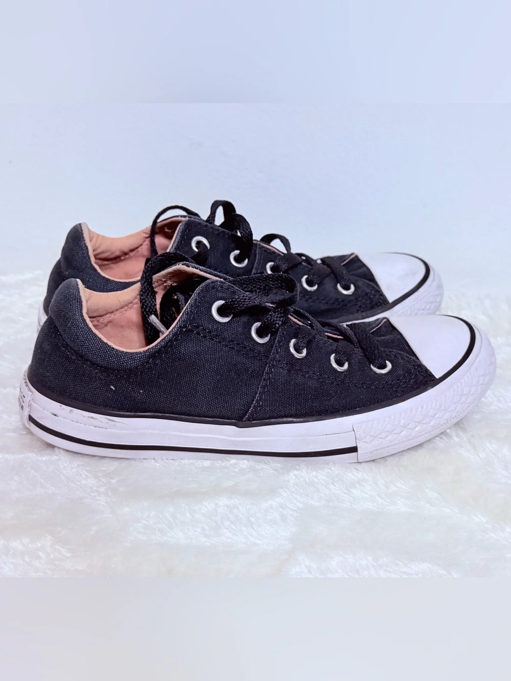 Converse Girl's CTAS Madison OX Black/Rust Pink/White Sneakers - Size 1